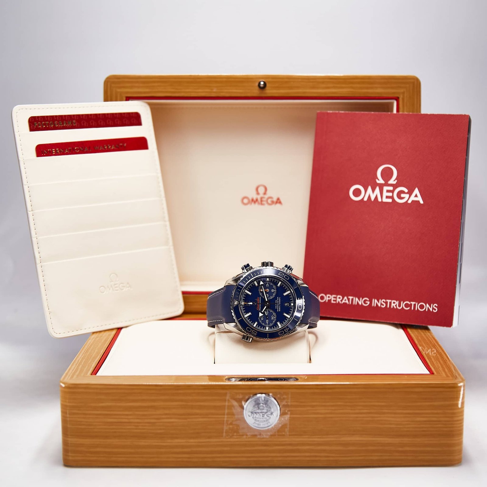 Omega Seamaster Planet Ocean 600M Chrono (232.92.46.51.03.001) - Image 6
