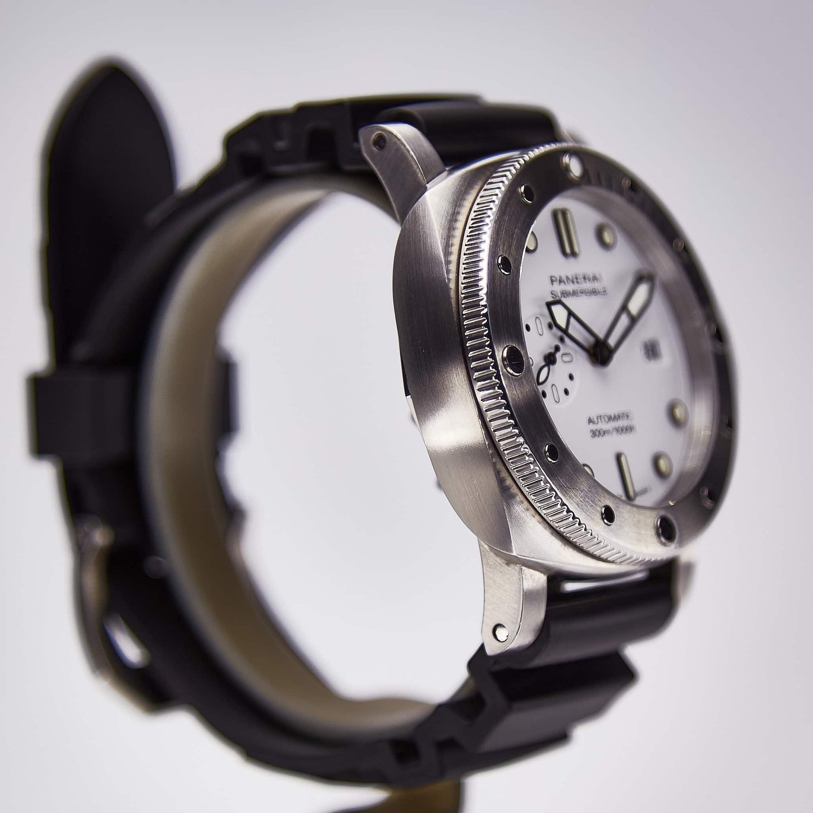 Panerai Luminor Submersible (PAM01226) - Image 2