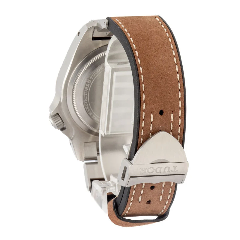 Used Tudor Black Bay P01 ref 70150 Stainless Steel - Image 4